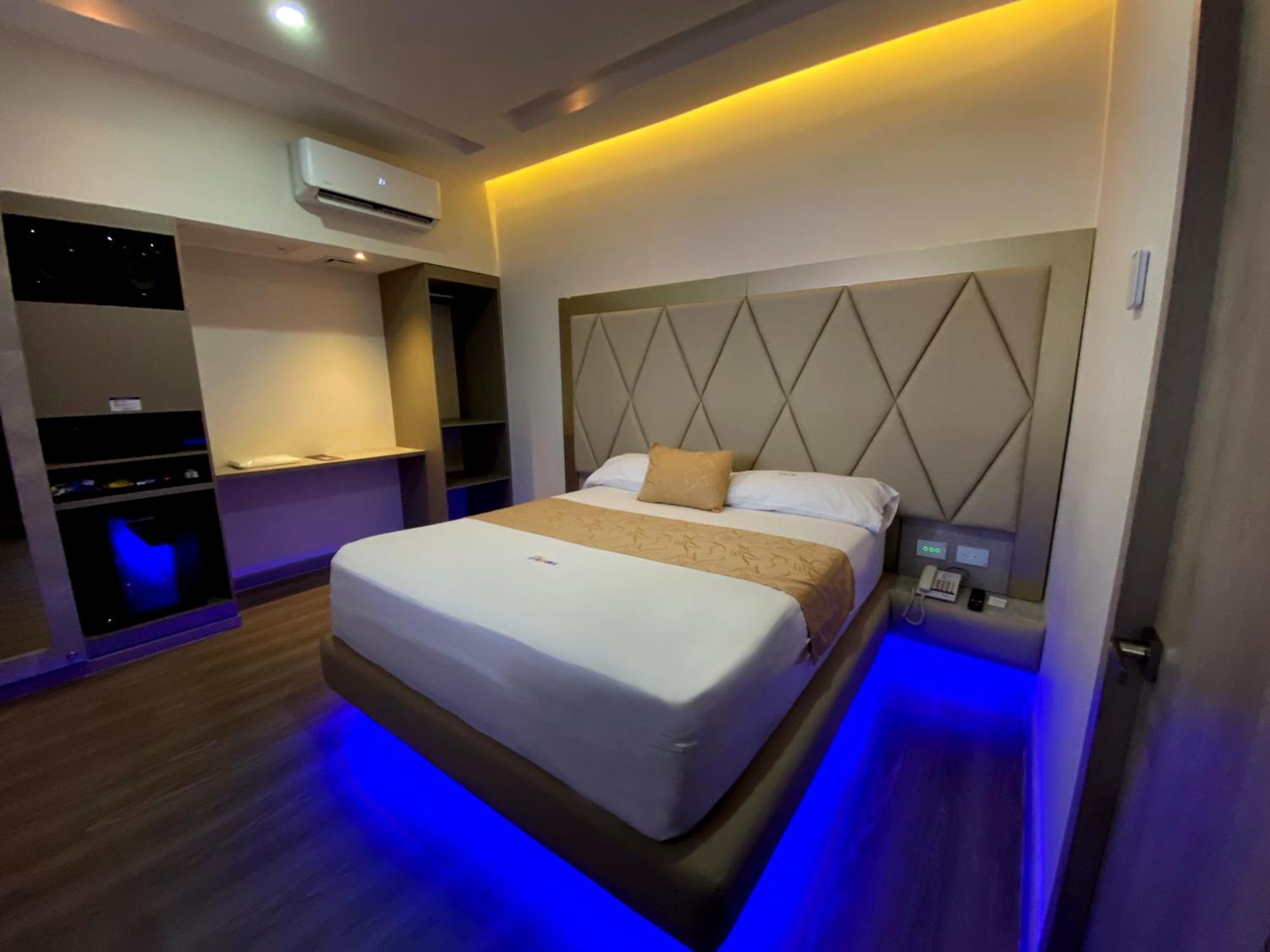 Hotel Byhours Circunvalar - Adults Only Barranquilla  Exteriör bild